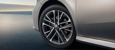 18-inch alloy wheels Camry Hybrid